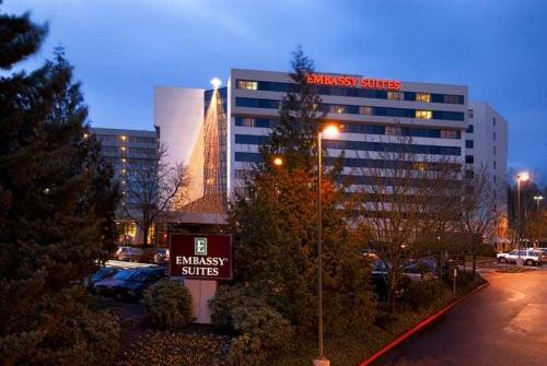 Embassy Suites Portland - Washington Square