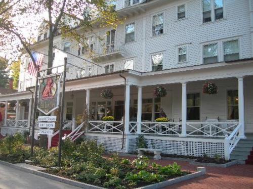 The Red Lion Inn