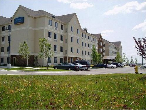Staybridge Suites Glenview