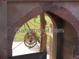 Agra Fort Cart