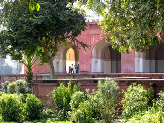 Akbar sikandra1