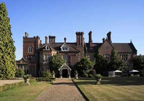 Alexander House Hotel