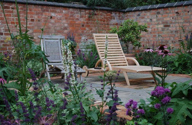Garden in Leicestershire, Alice Bowe