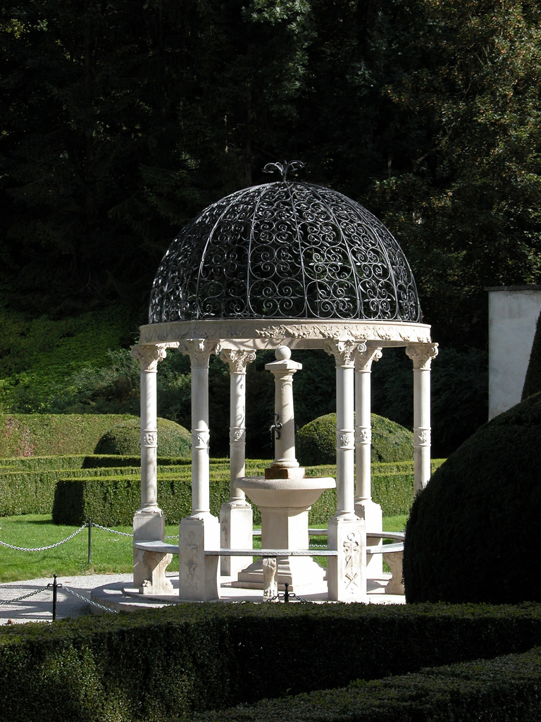 Ambras Schlosspark Diana von Oertzen