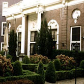Canal House Garden in Amsterdam - UHGT