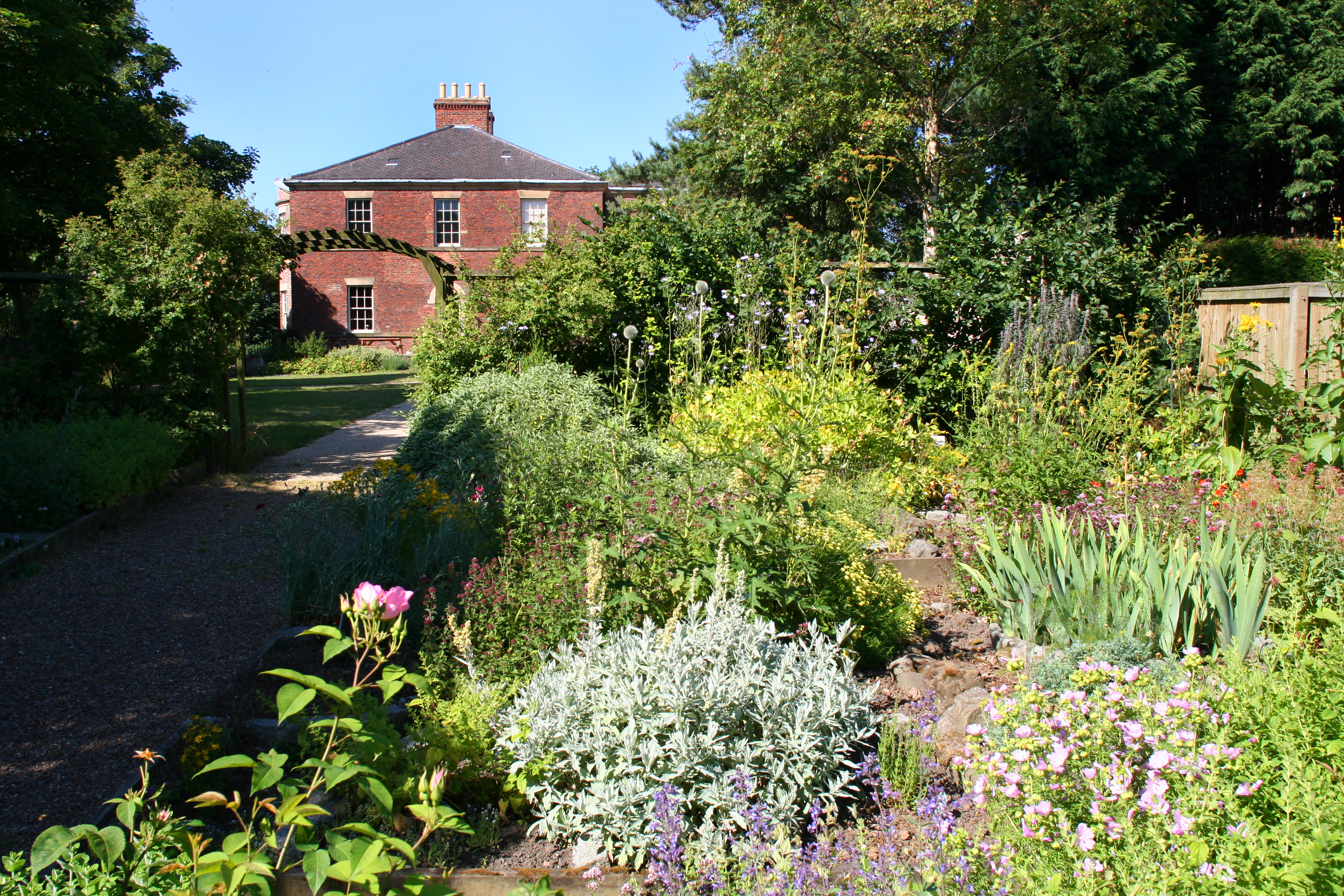 Bede's World Herb Garden Gardenvisit.com
