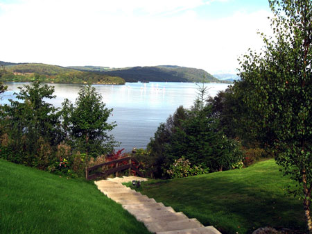 Steps down to Lake Windermere, Beech Hill Hotel