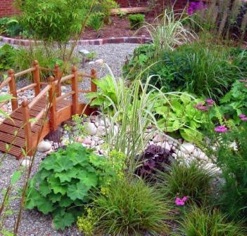 Belinda MacDonald, Shades of Green Garden Design