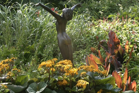 Sculpture, Borde Hill Garden