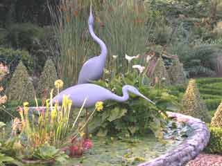Bourton garden1
