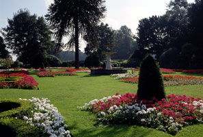 Brodsworth hall garden