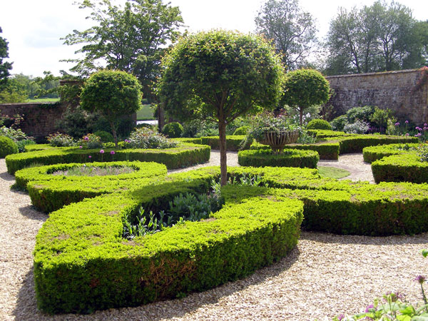 Broughton Castle Garden, Oxon