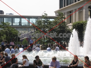 Canary Wharf Fountain