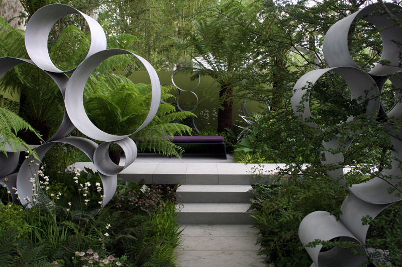Cancer Research UK Garden, designed by Andy Sturgeon