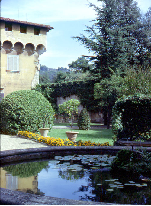 Illustrations on CD edition of Garden Visit and Travel Guide - see www.gardenvisit.com/order_form.htm