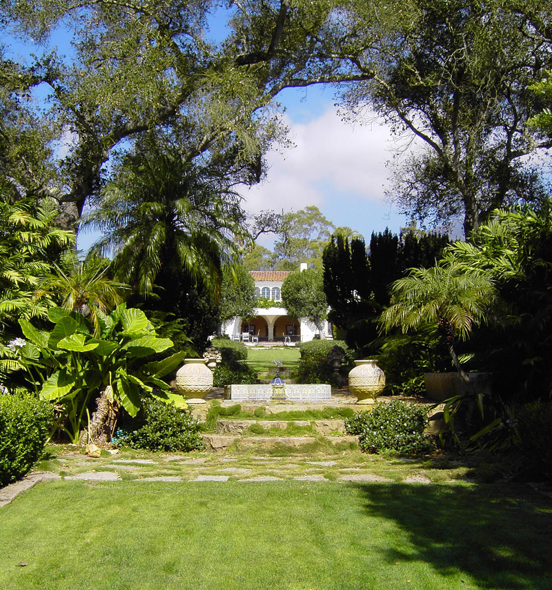 Casa del Herrero, California