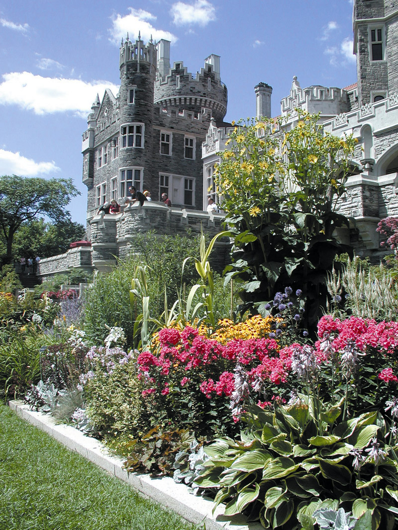 Lower Terrace, Casa Loma Gardens