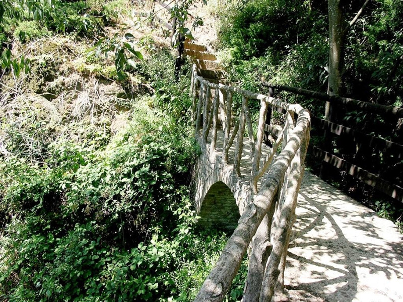 Bridge, Castello di Gropparello