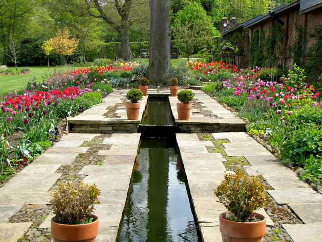 Charts Edge Gardens, Kent