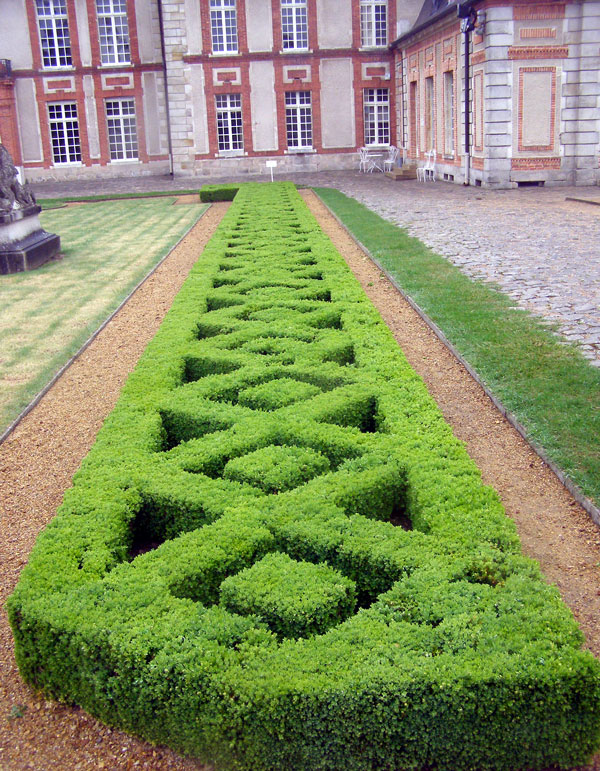Chateau de Breteuil