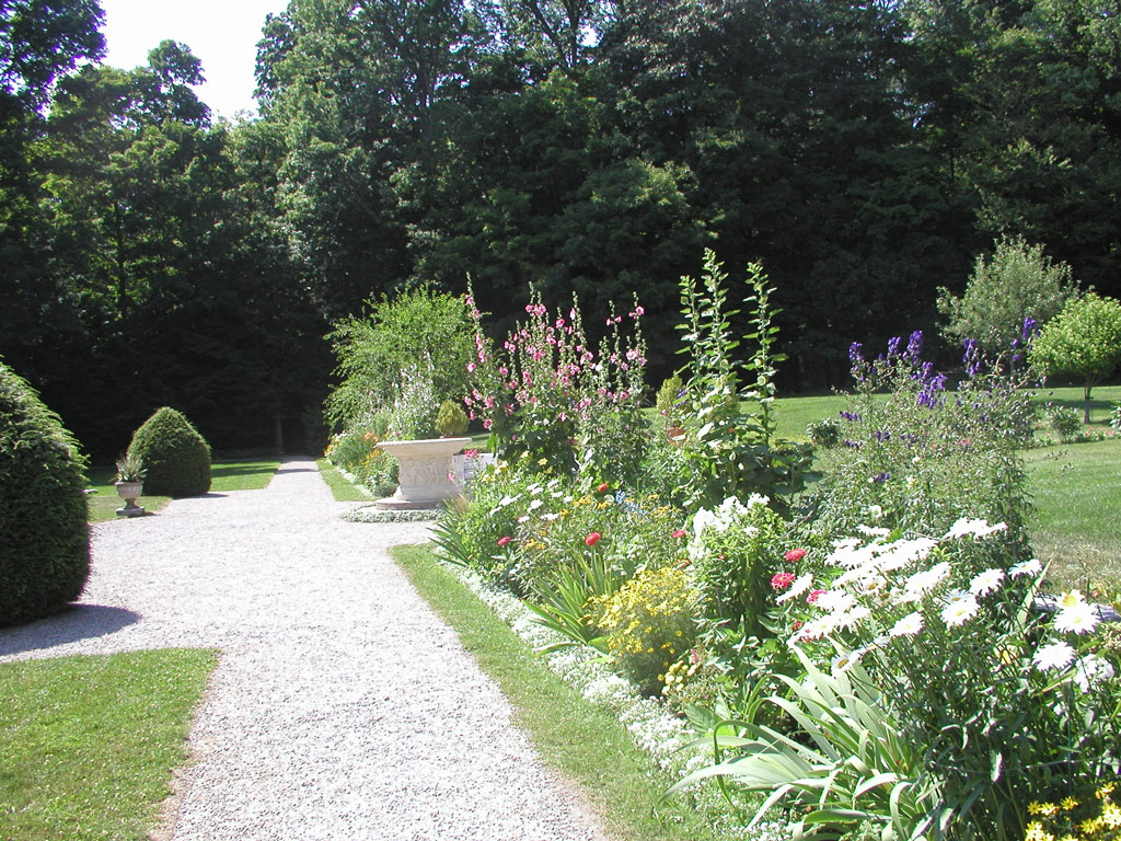 Chesterwood garden