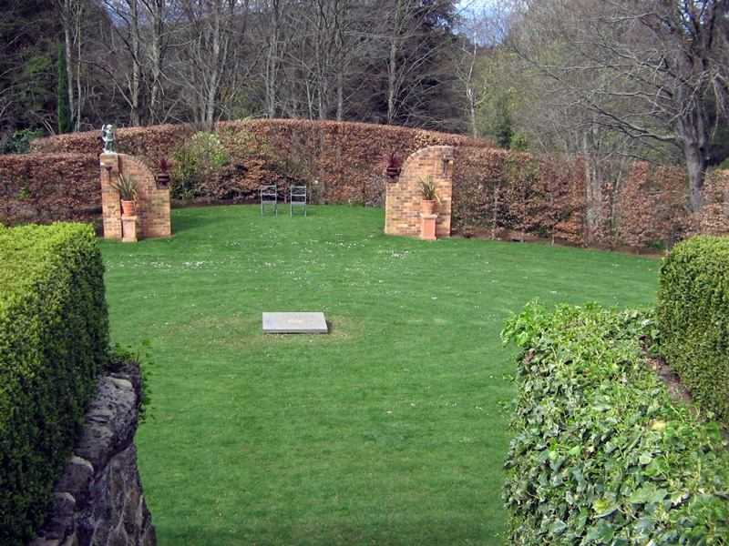 Garden Theatre, Cloudehill Gardens