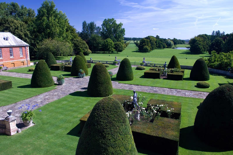 Cottesbrooke Hall Gardens