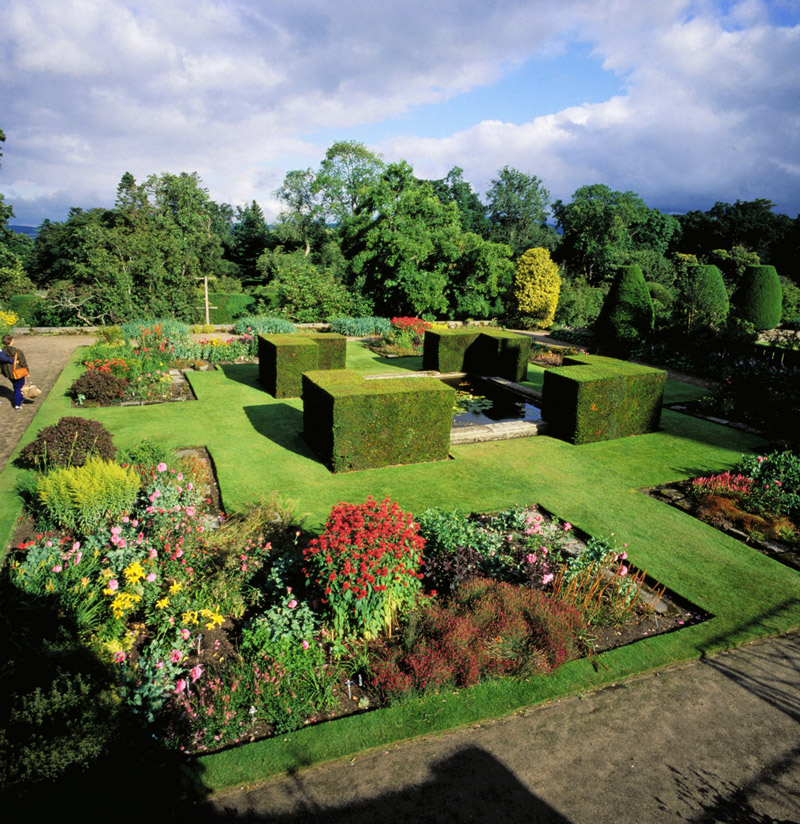 Crathes Castle Garden, Aberdeenshire