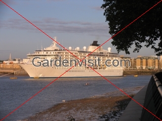 Cruise Ship Greenwich