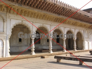 Deeg Palace Garden