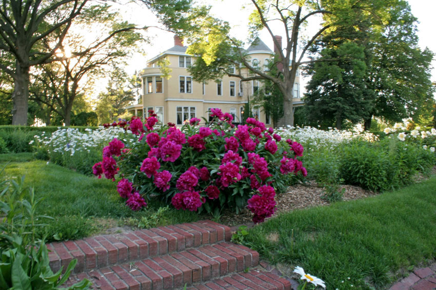 Deere-Wiman Garden, Illinois