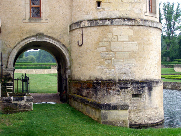 Medieval Buildings, Domaine de Villarceaux