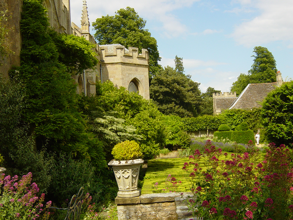 Elton Hall Garden frank.arrowsmith