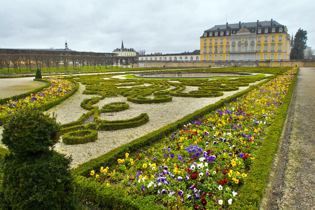 Schloesser Augustusburg and Falkenlust, Bruehl Nir Nussbaum