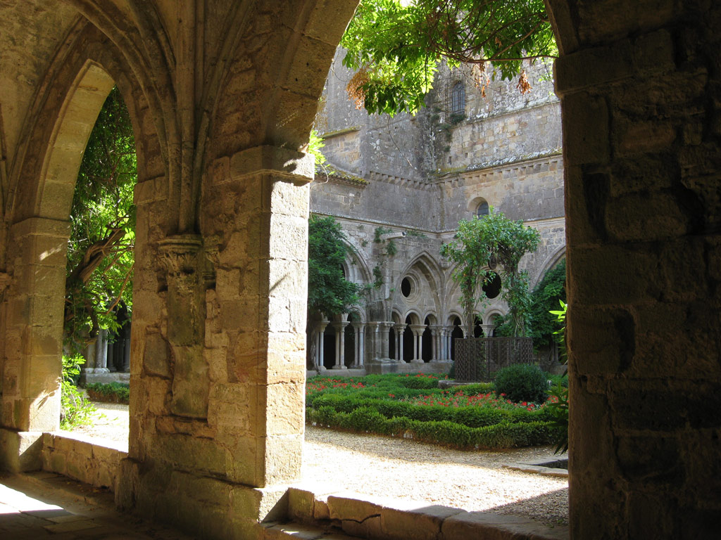 Fontfroide Cloister