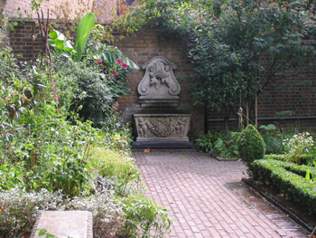 Garden History Museum Garden in Lambeth