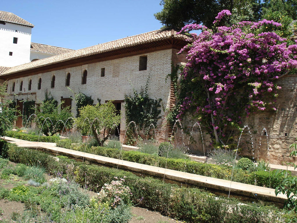 Court of the Long Pond, Generalife Garden