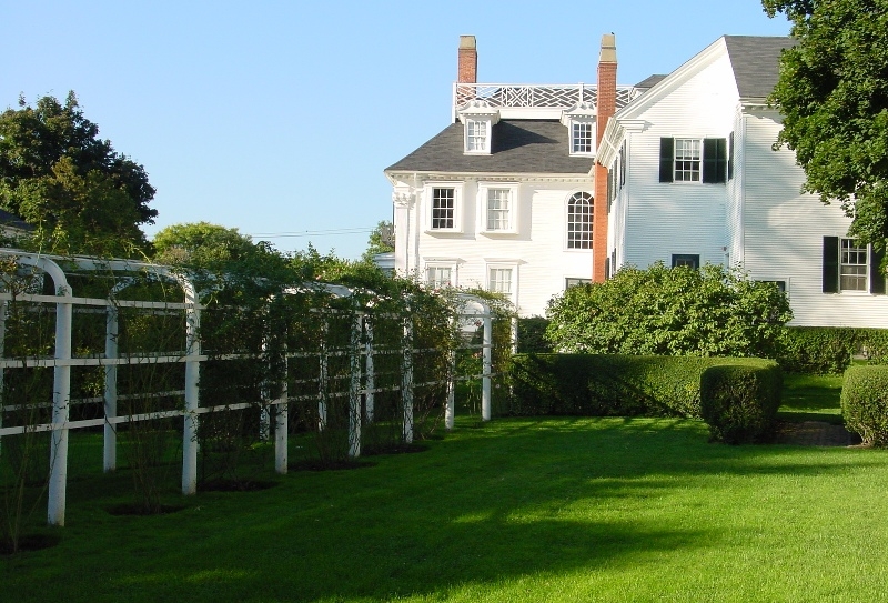 Governor John Langdon House Garden