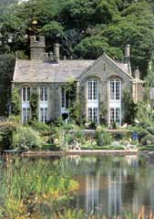 Gresgarth hall garden