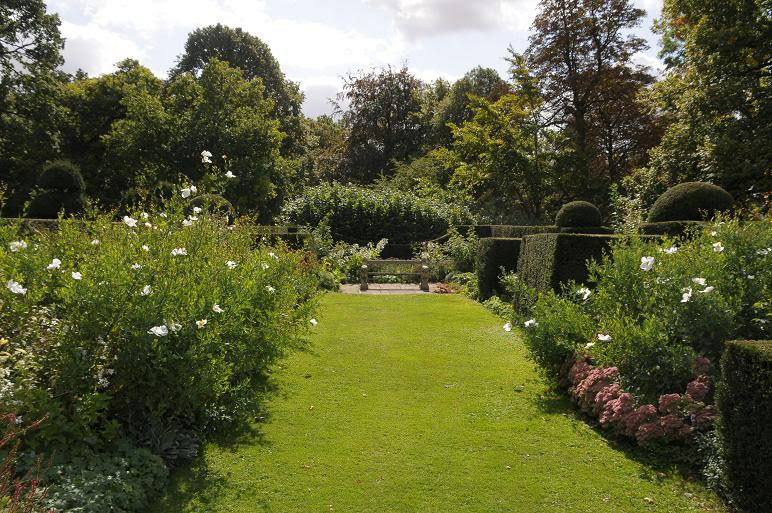 Grimsthorpe Castle and Park, September