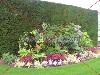 Hampton Court Bedding