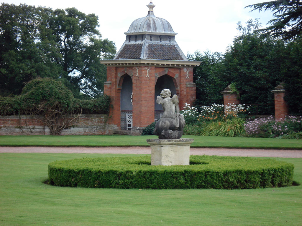 Hanbury Hall Garden, Worcestershire