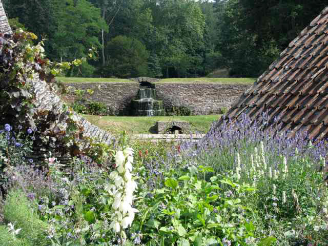 Hestercombe Garden