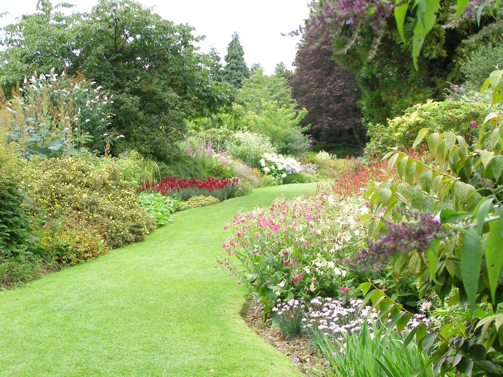 Borders, Highclere Castle Garden