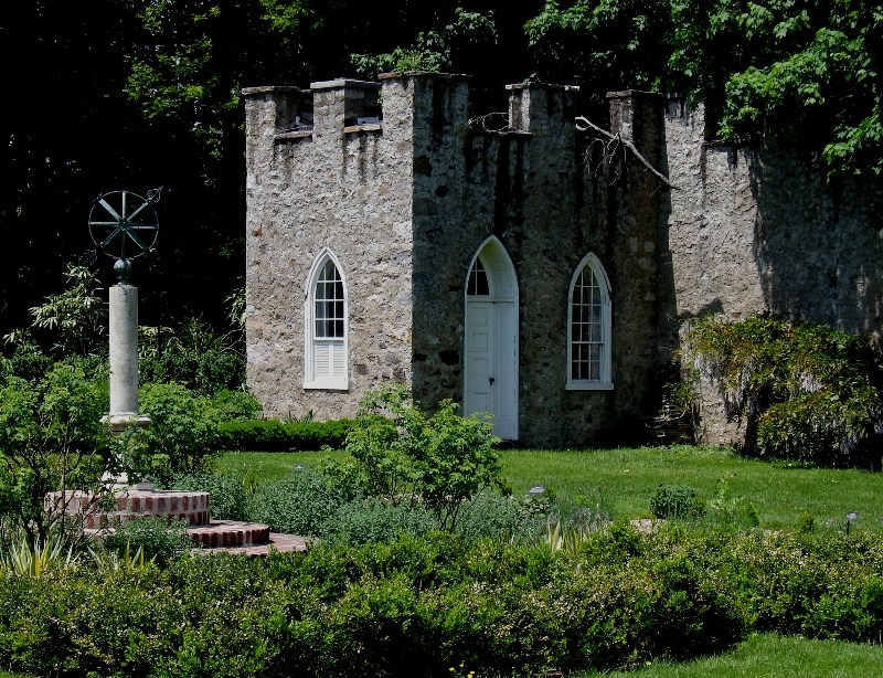 Highlands Mansion and Gardens