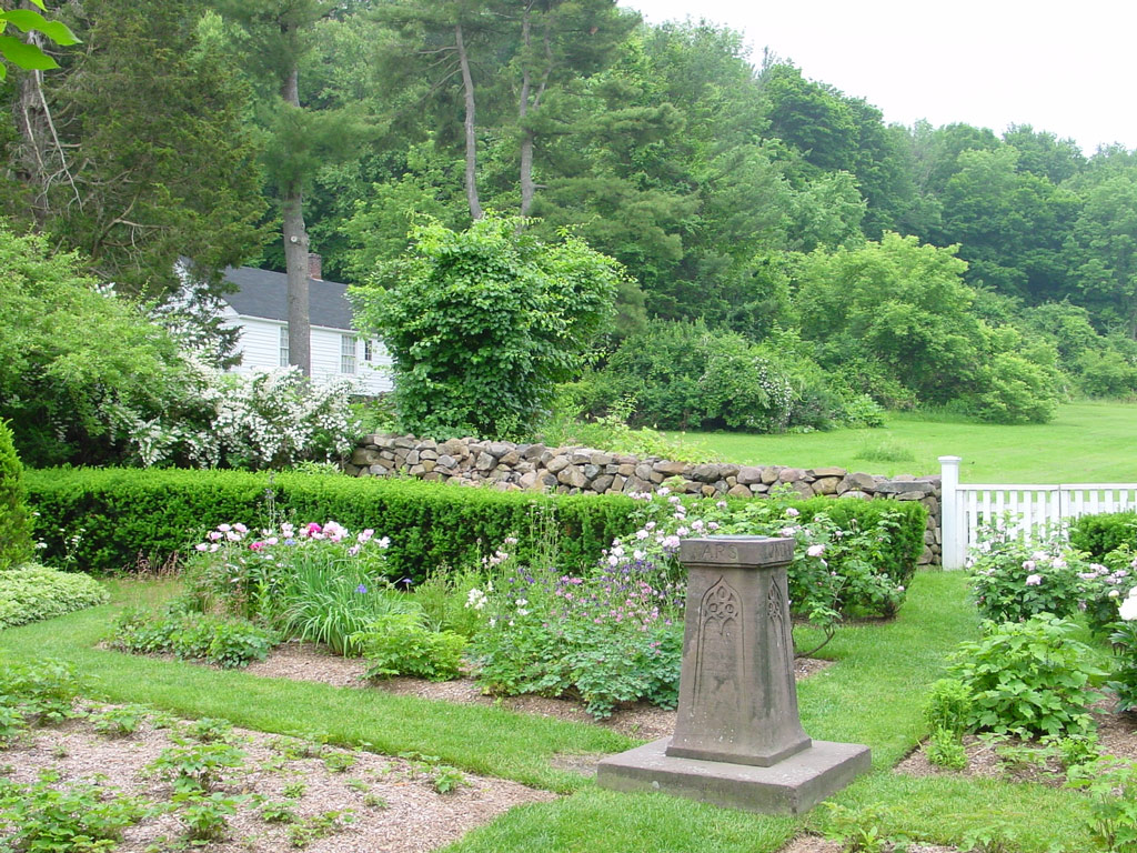 Hill Stead Gardens, Farmington