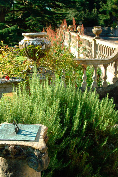 Sundial, Hinton Admiral Gardens