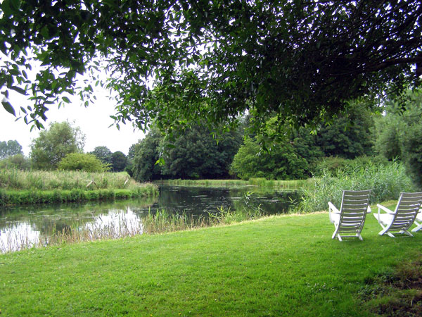 River Test, Houghton Lodge