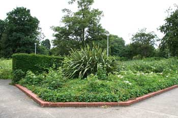 Hounslow Civic Centre garden