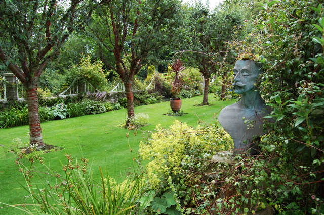 House of Pitmuies Garden Tenor Horn Man